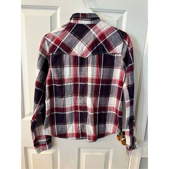 Thread & Supply Red & Black Plaid Flannel Pearl Snap Button Down Shirt sz S EUC - Picture 8 of 9